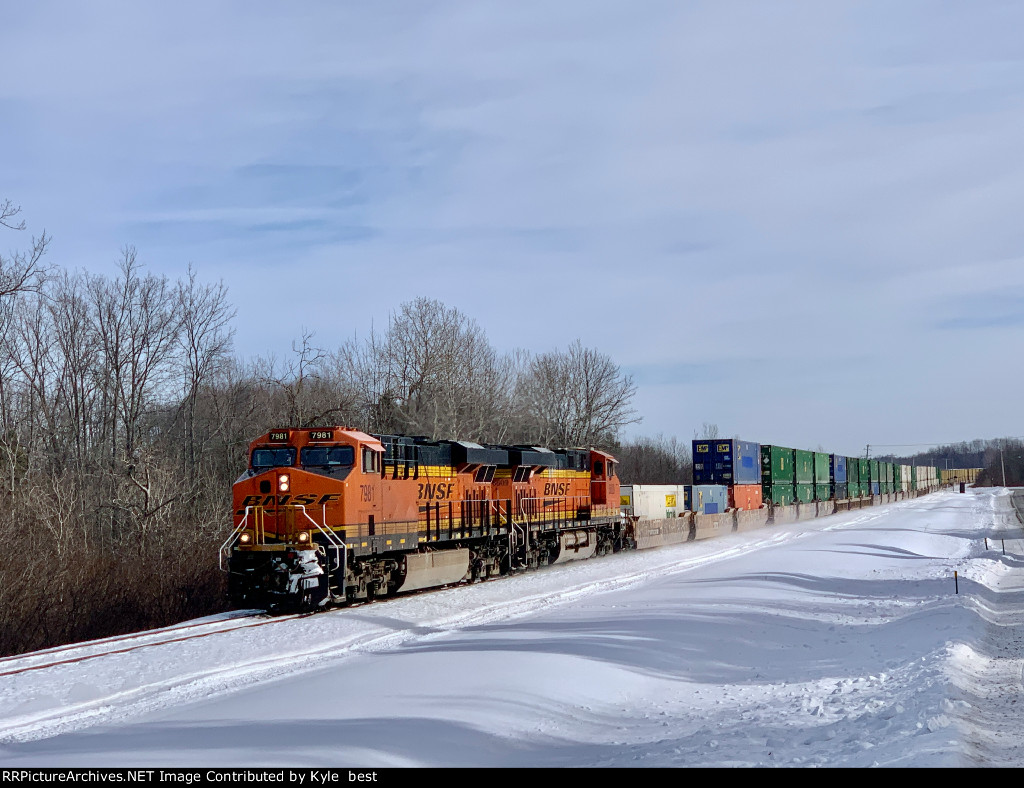 BNSF 7981 on 23K